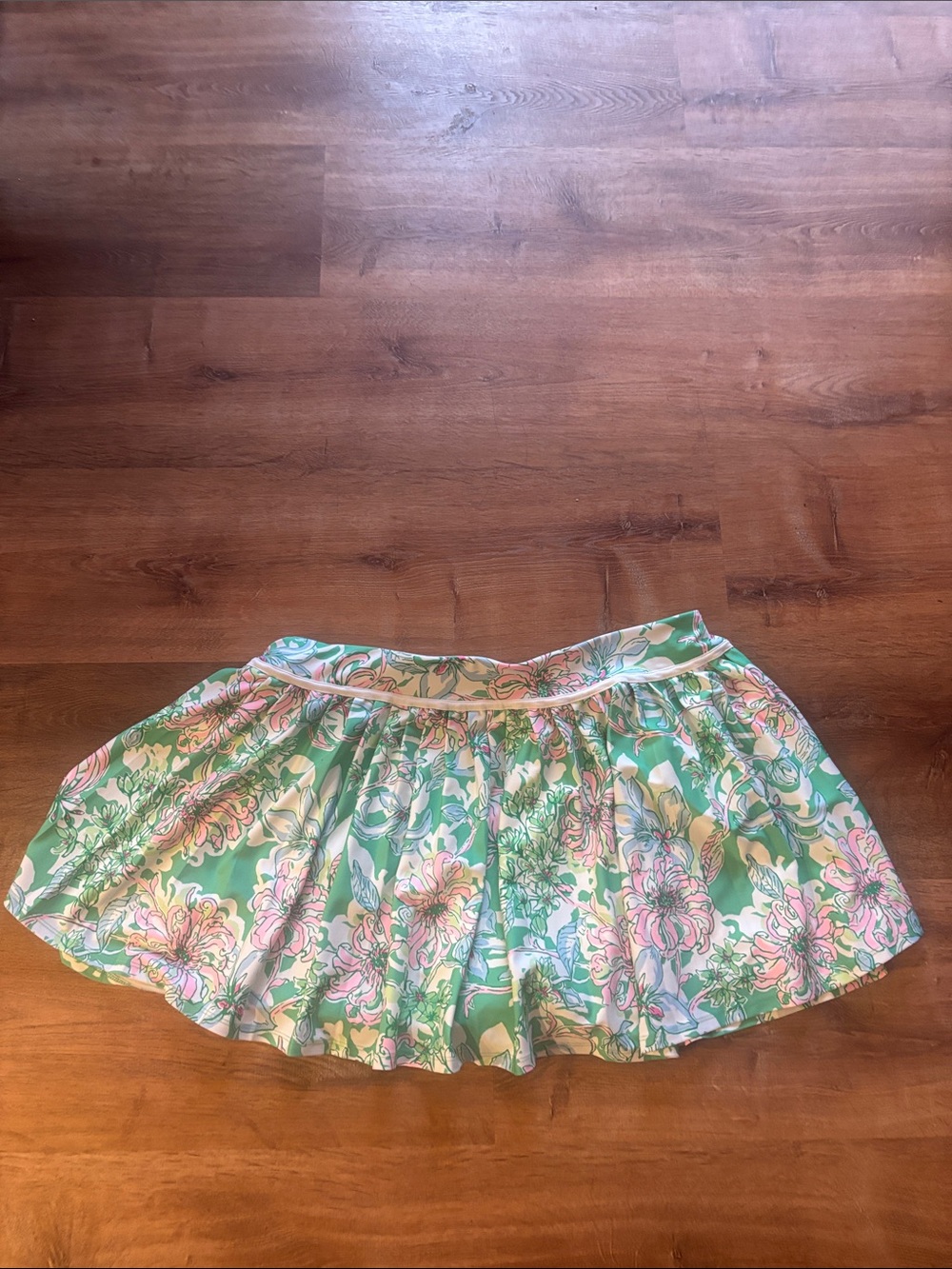 Lilly Pulitzer Green Floral Circle Skirt with Pink & White Accents - Picture 3 of 4
